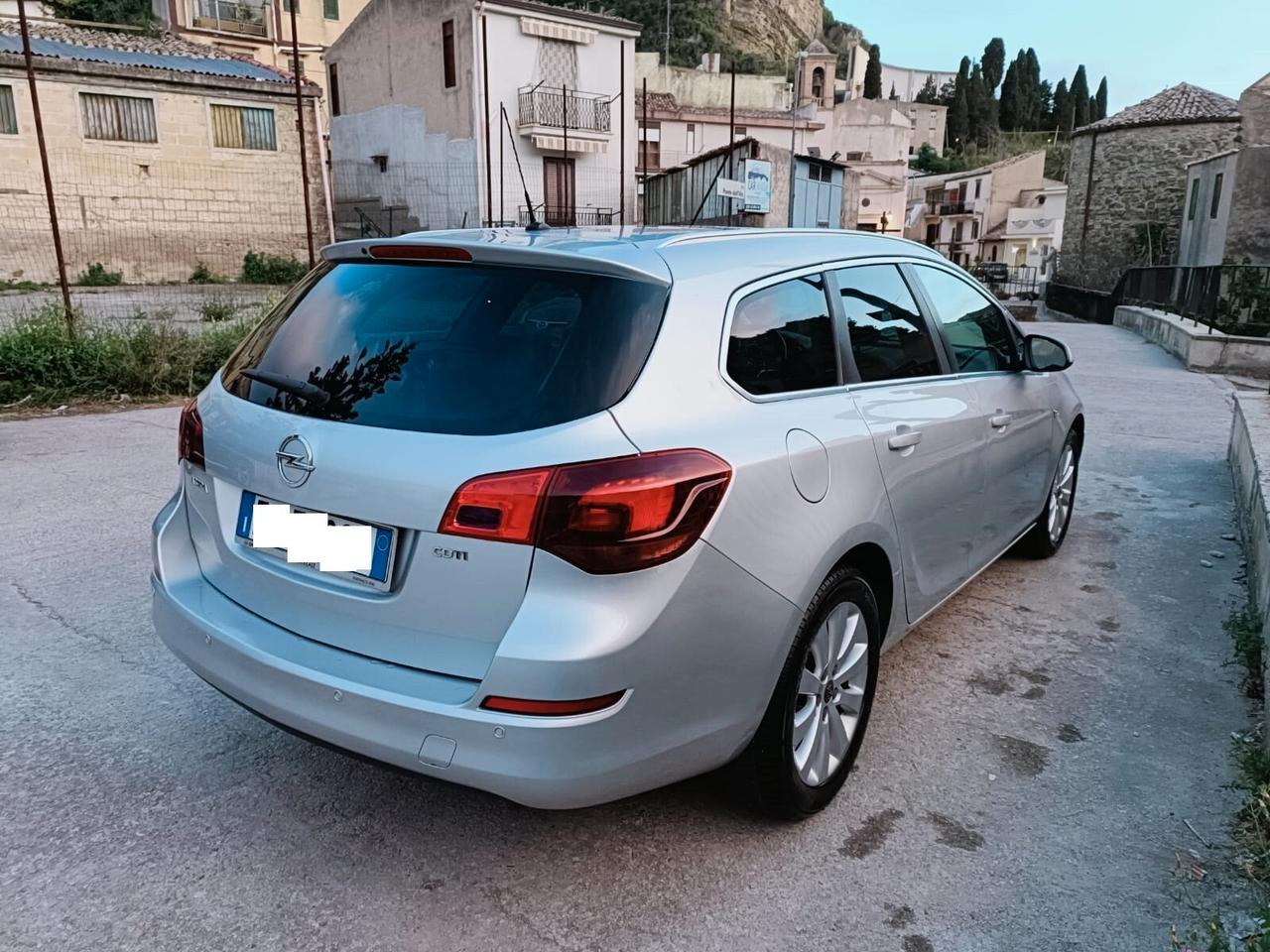 Opel Astra 1.7 CDTI 125CV Sports Tourer - 2011