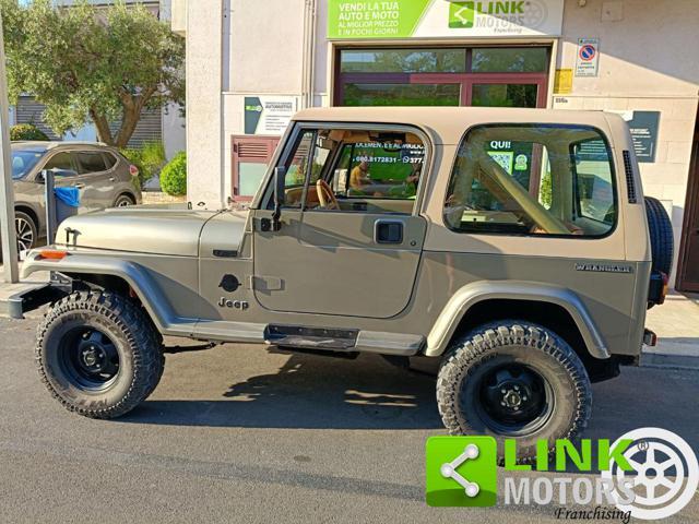 JEEP Wrangler SAHARA 2.5 BENZINA ASI