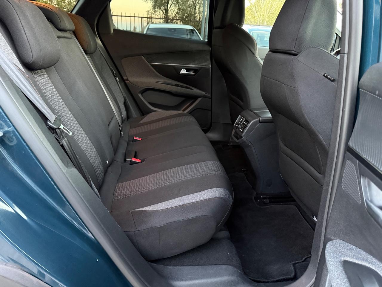 Peugeot 3008 1.5 130 Cv EAT8 Active Business