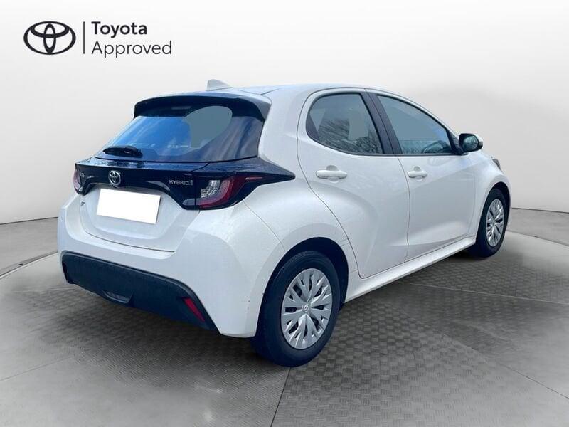 Toyota Yaris Hybrid Active MY22 OPZIONATA