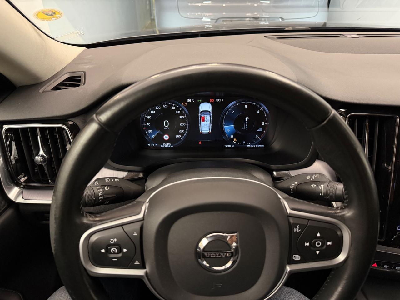 Volvo V60 D4 AWD Geartronic R-design