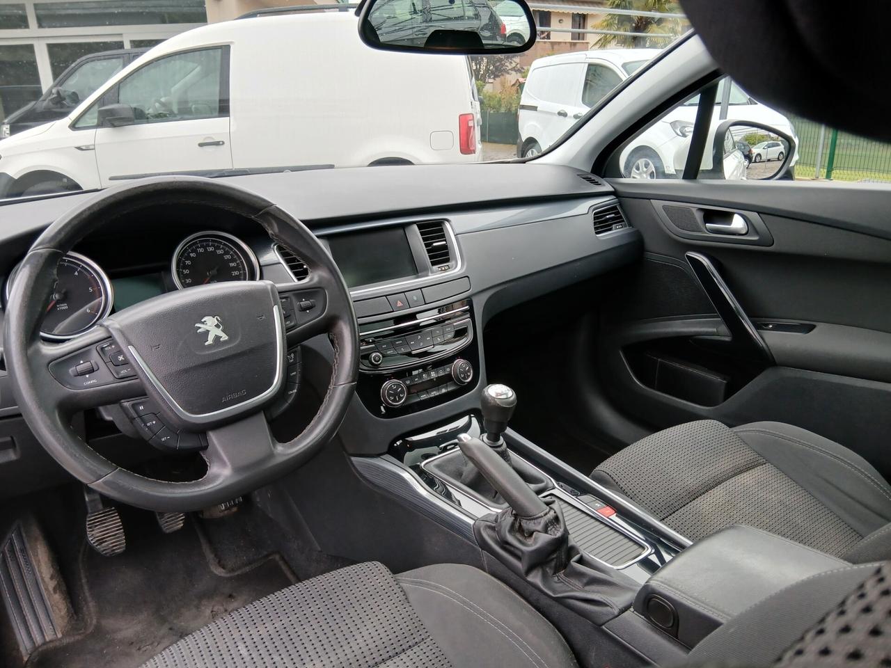Peugeot 508 BlueHDi 150 S&S SW Allure la guidi a € 170 mese