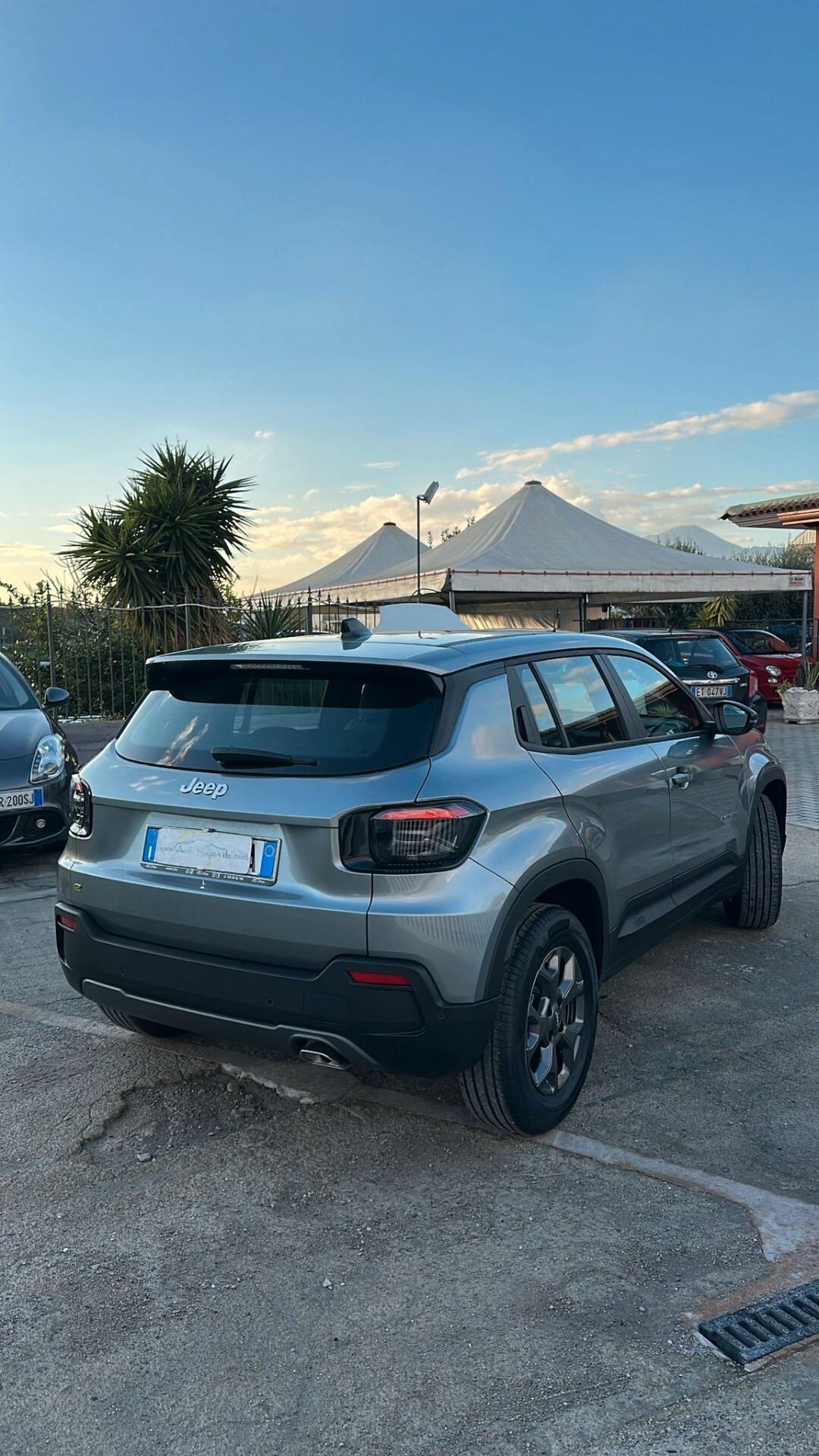 Jeep Avenger 1.2 Turbo 100 CV MHEV Longitude