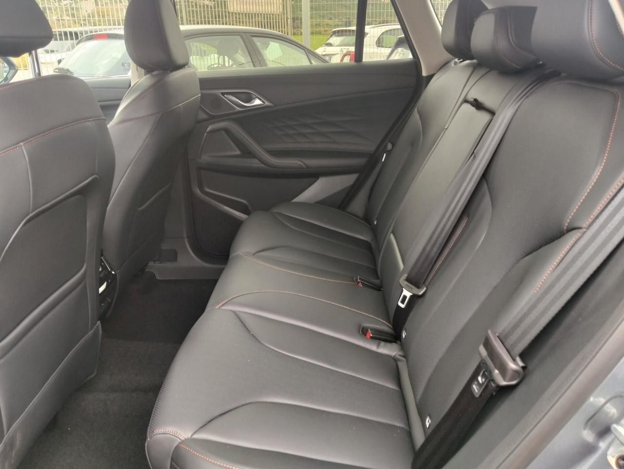 Mg HS HEV Luxury 224CV KM 0 7 ANNI GARANZIA UFFICIALE