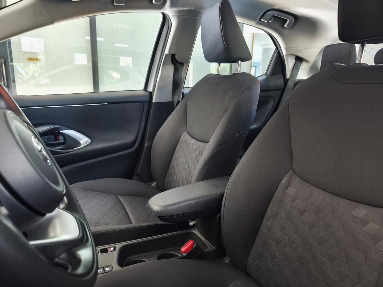 Toyota Yaris 1.5 Hybrid 5 porte Active