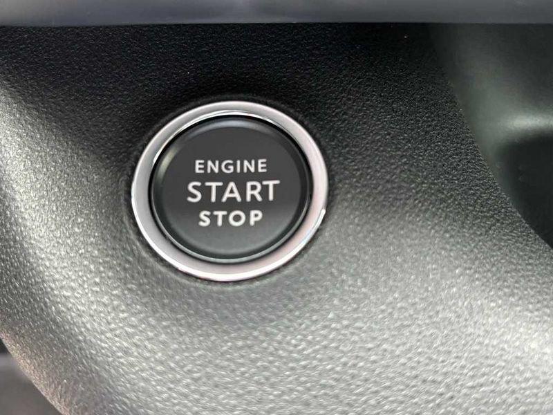 Jeep Avenger 1.2 Turbo MHEV Summit