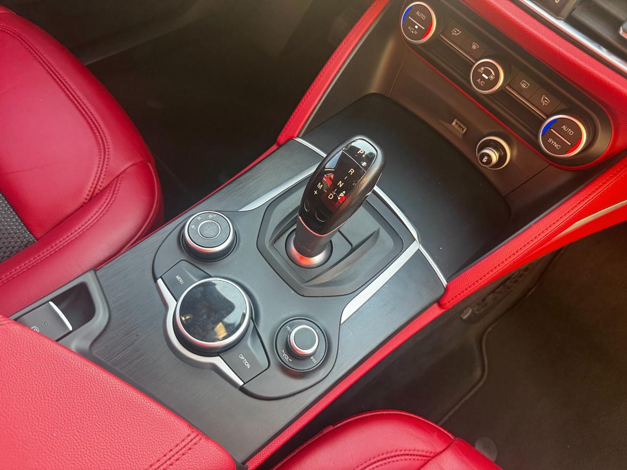 Alfa Romeo Stelvio 2.2 Turbodiesel 210 CV AT8 Q4 Executive