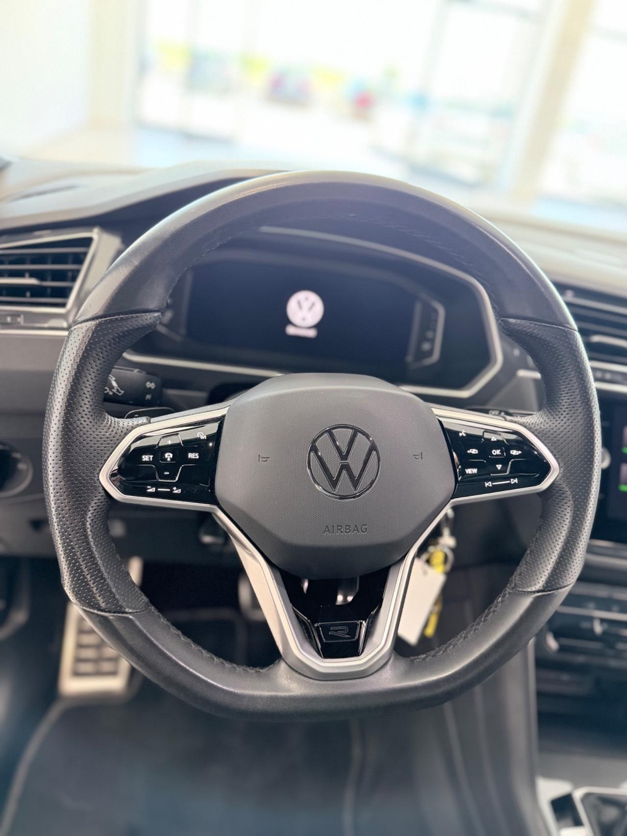 Volkswagen Tiguan 2.0 TDI 150 CV SCR DSG R-Line
