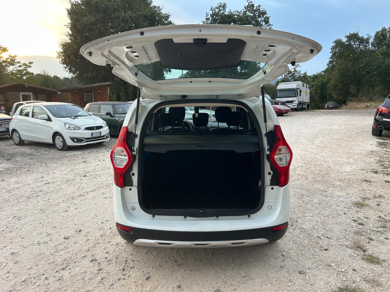 Dacia Lodgy Stepway 1.6 100 CV S&S GPL 5 posti