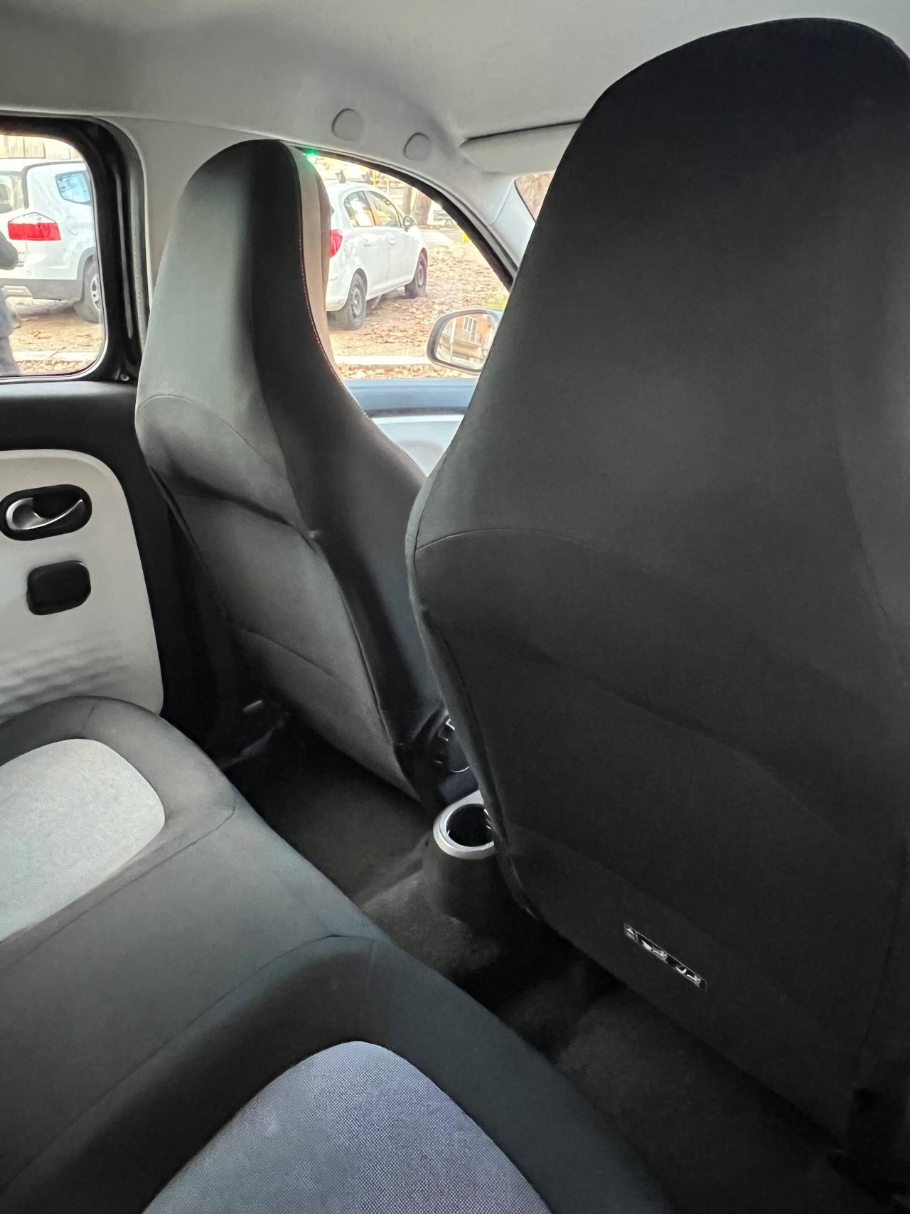 Renault Twingo SCe Stop&Start La Parisienne