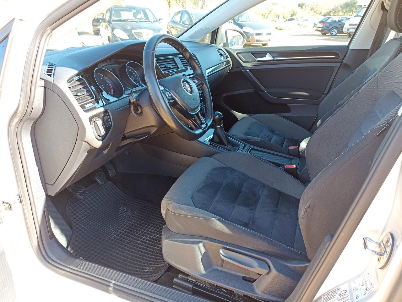 Volkswagen Golf 1.6 TDI 105 Cv 5p. Highline BMT - 2014