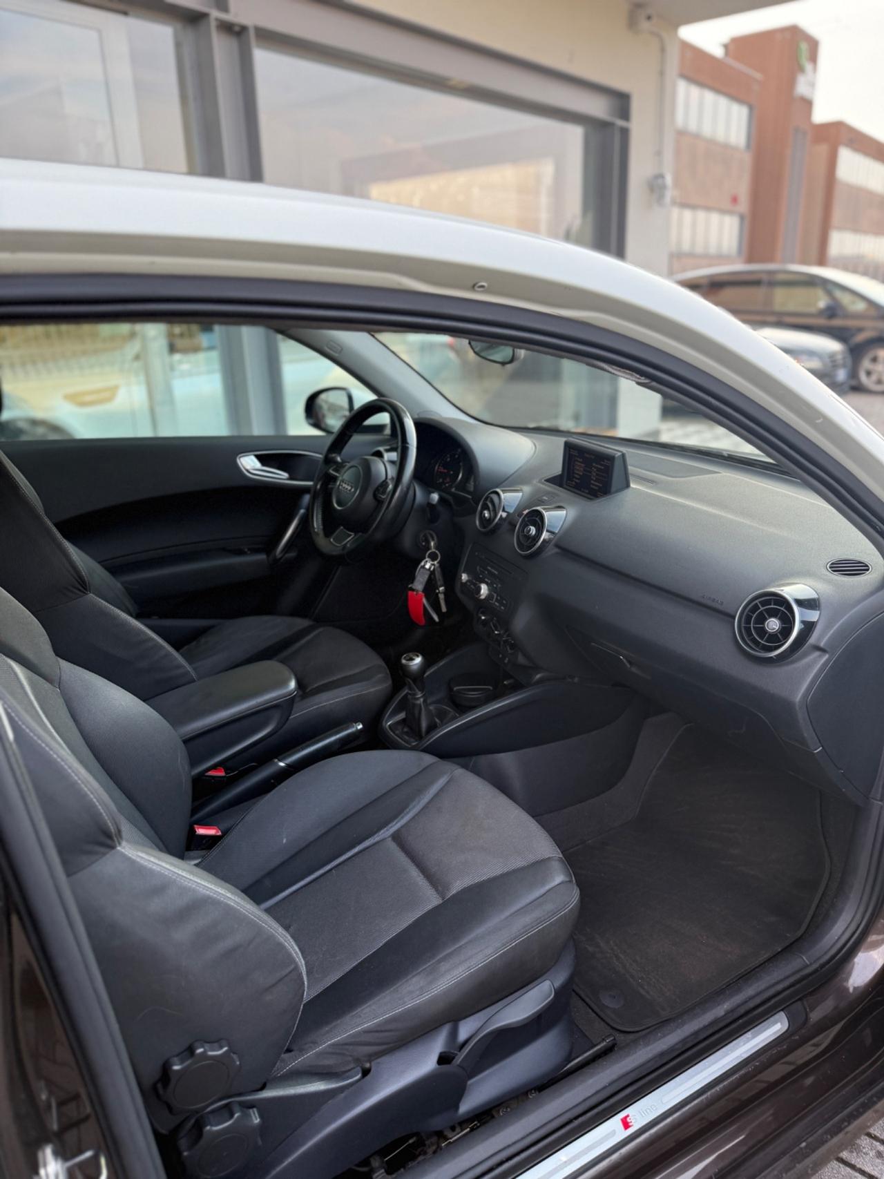 Audi A1 1.6 TDI 105 CV Ambition