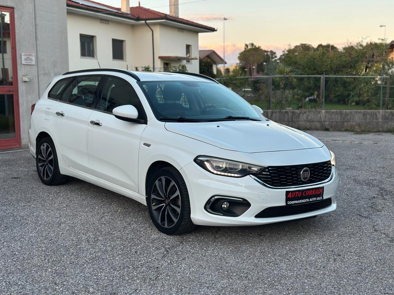Fiat Tipo 1.6 Mjt S&S SW Lounge 2017