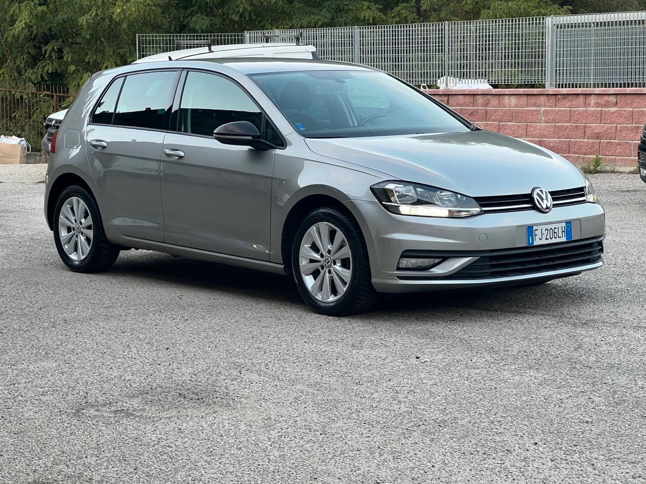 Volkswagen Golf 7.5 - 1.6 TDI 90 CV 5p. Trendline BlueMotion Technology