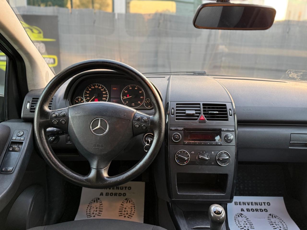 Mercedes CLASSE A 150 BENZINA NEOPATENTATI