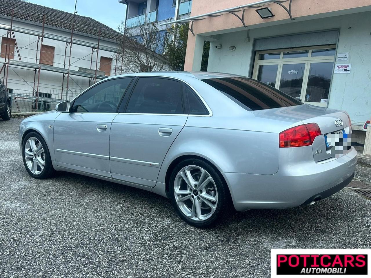 Audi A4 3.0/233CV TDI quattro Sline