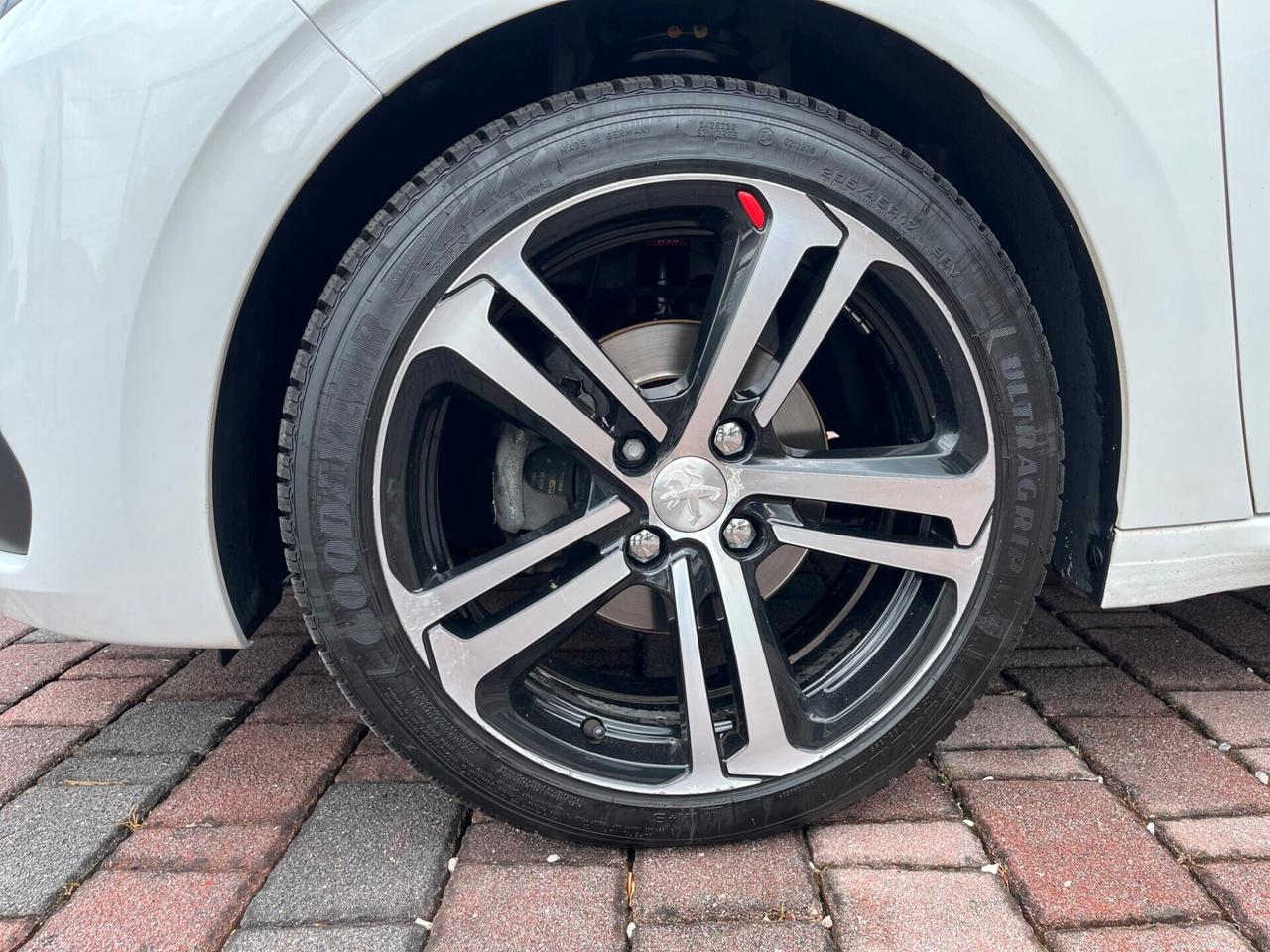 Peugeot 208 HDI GT Line