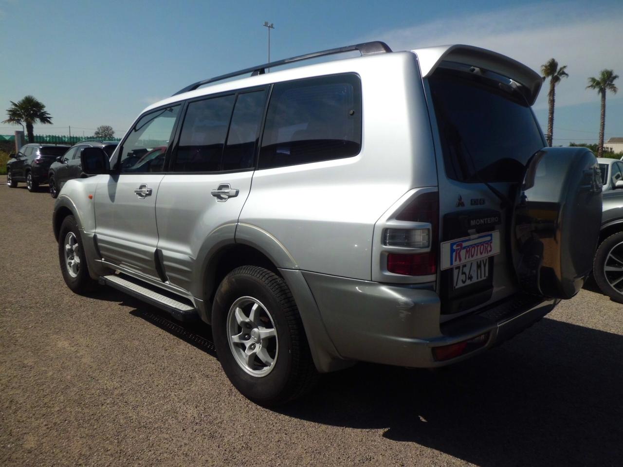 Mitsubishi Pajero 3.2 16V DI-D 5p. GLS2----AUTOCARRO N1- 5 POSTI