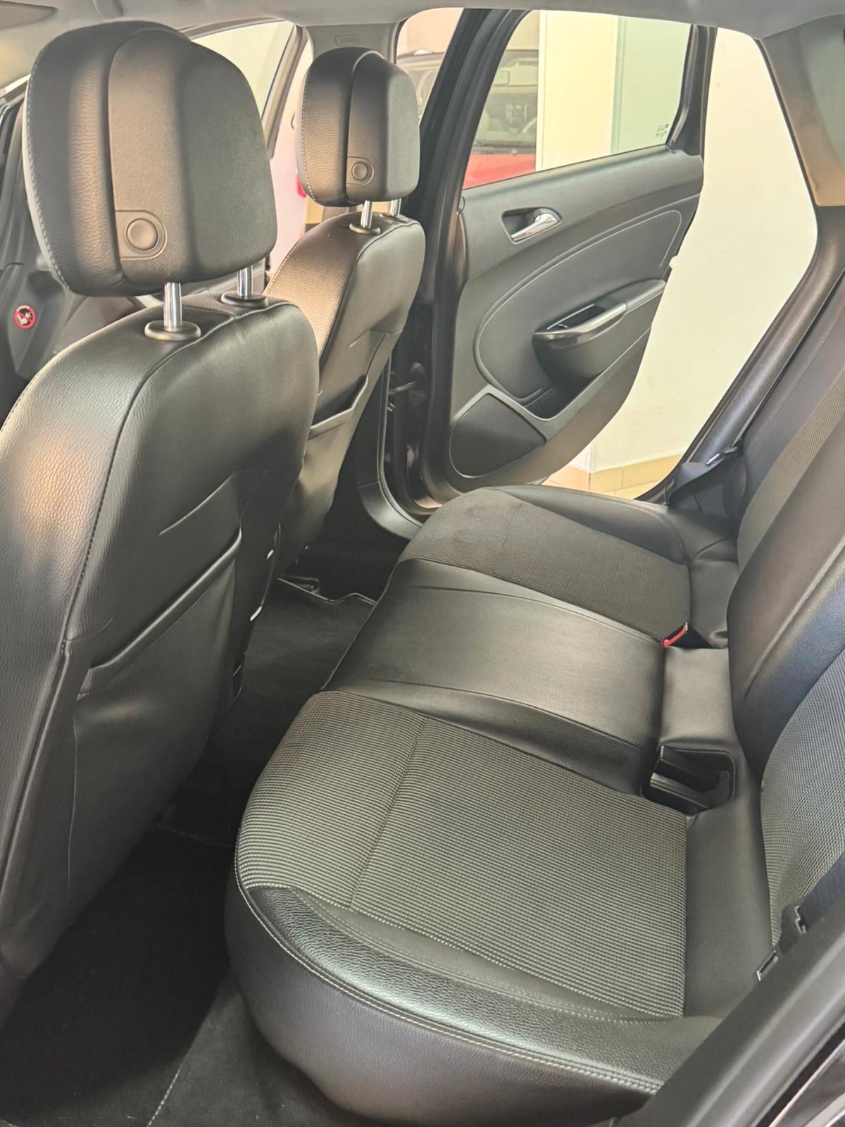 Opel Astra 1.7 CDTI 110CV 5 porte Cosmo