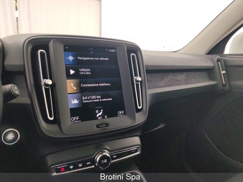 Volvo XC40 T2 Momentum Core