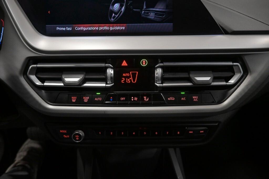 BMW 216D GRAN COUPE 115CV STEPTRONIC BUSINESS ADVANTAGE ( FARI LED - SPORT INTERIOR - NAVI - MIRROR - PDC )