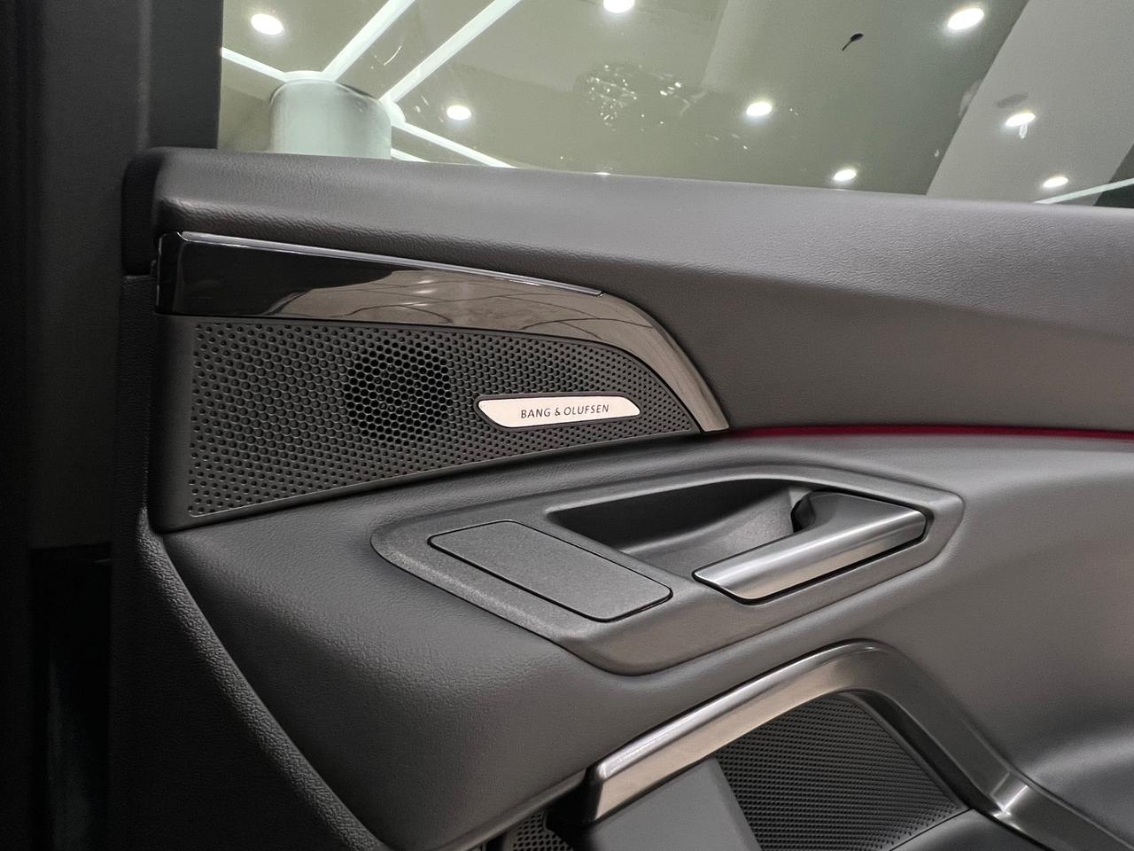 Audi Q5 SPB 40 TDI quattro S tronic Identity Black