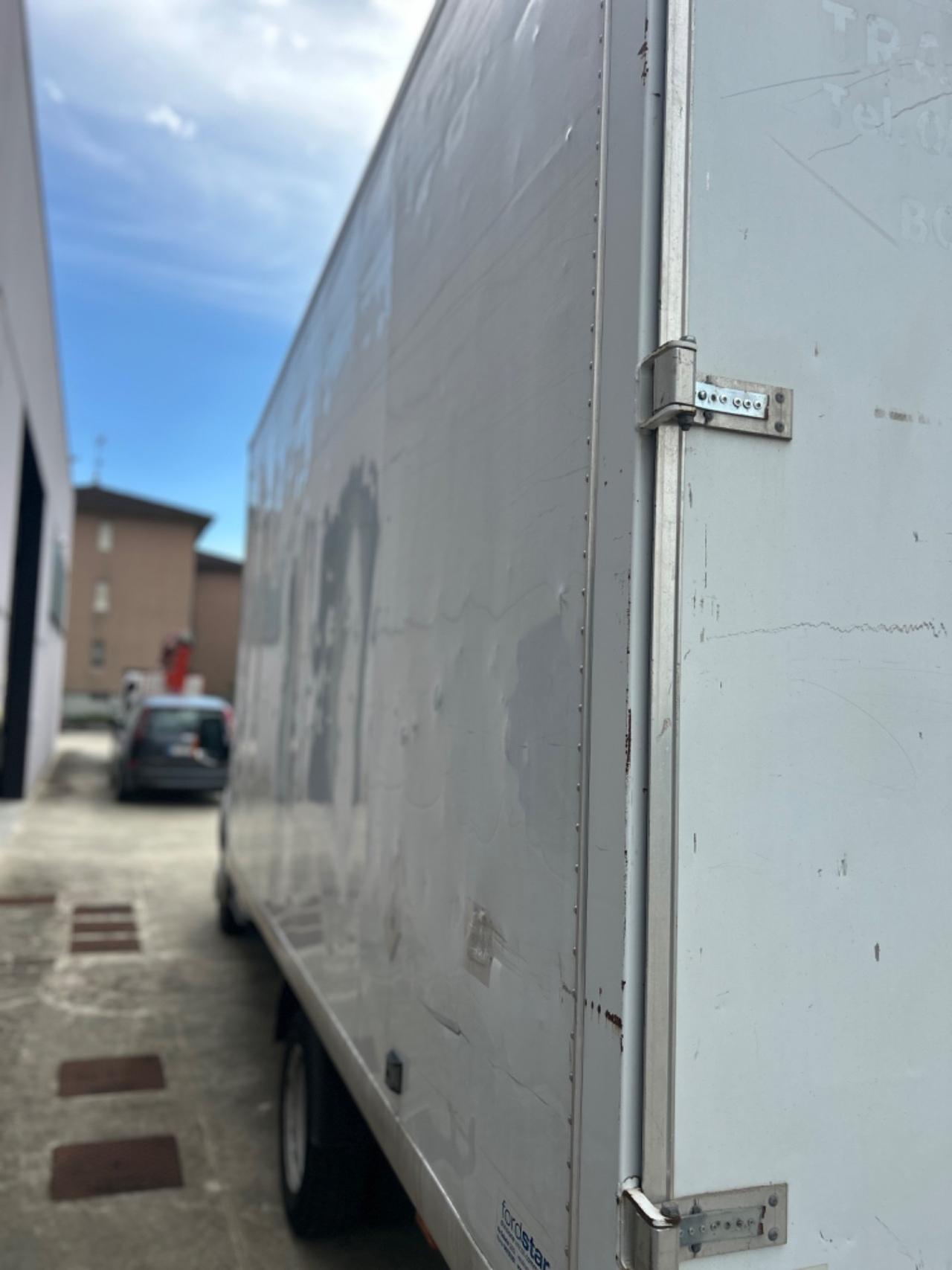 Ford Transit Centinato gran volume