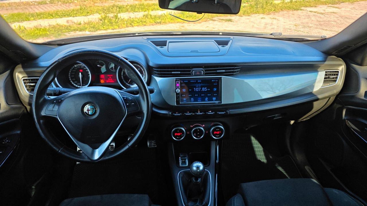 Alfa Romeo Giulietta 2.0 JTDm-2 140 CV Distinctive