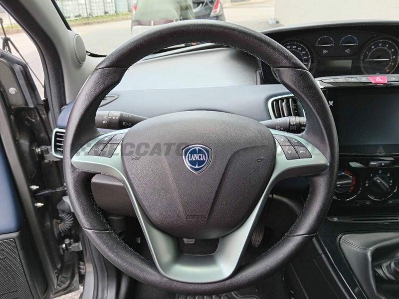 Lancia Ypsilon Ypsilon 1.0 firefly hybrid Platino s&s 70cv