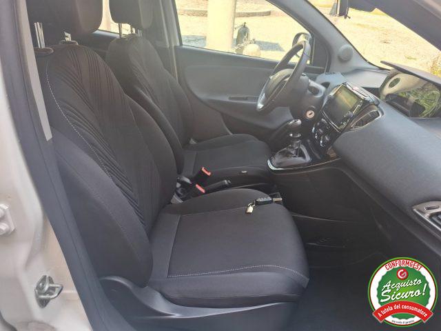 LANCIA Ypsilon 1.0 FireFly 5 porte S&S Hybrid Gold UN.PROP.