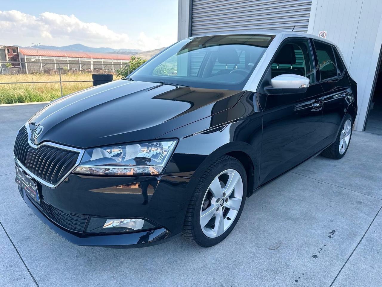 Skoda Fabia 1.0 MPI 60 CV Twin Color Nero