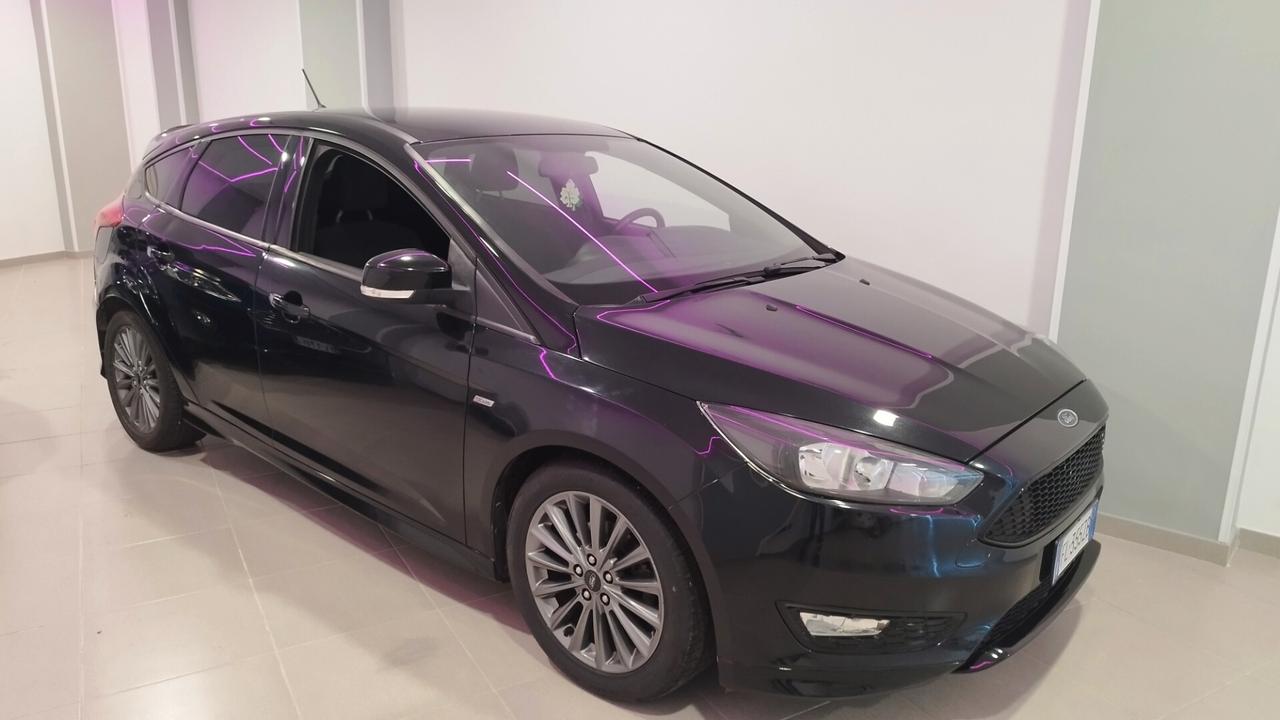 Ford Focus 1.5 TDCi 120 CV Start&Stop ST Line