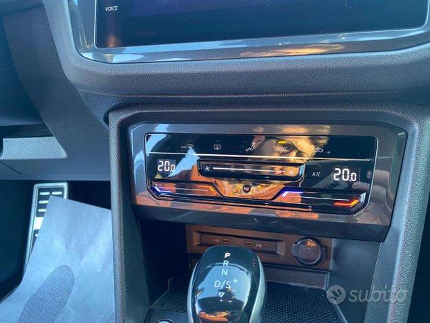 VOLKSWAGEN Tiguan 2.0 TDI 150 CV DSG R-Line + MA