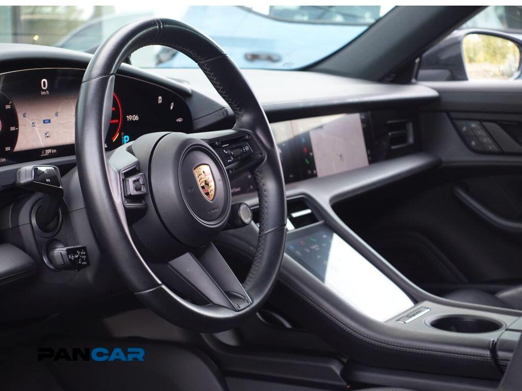 Porsche Taycan 4S Cross Turismo