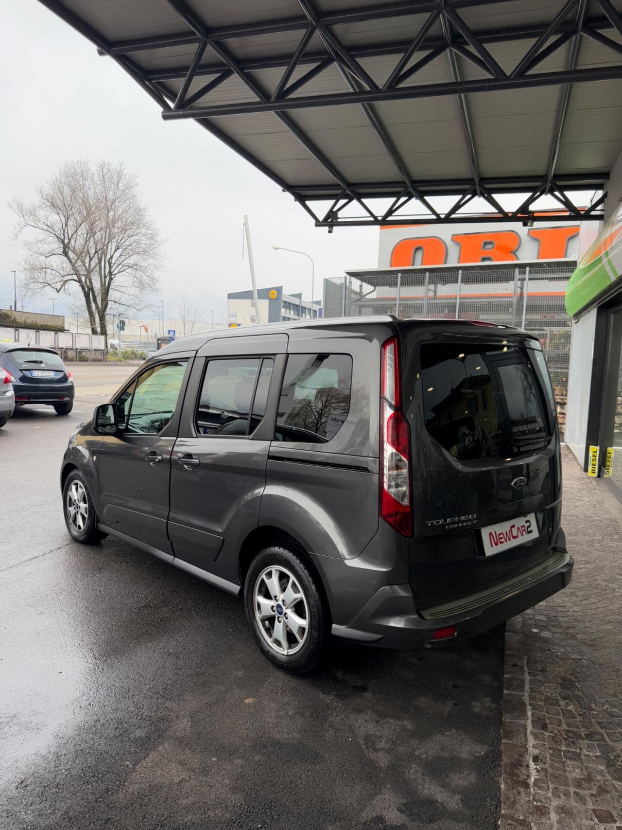 FORD TOURNEO CONNECT 1.5 TDCi 120cv TITANIUM