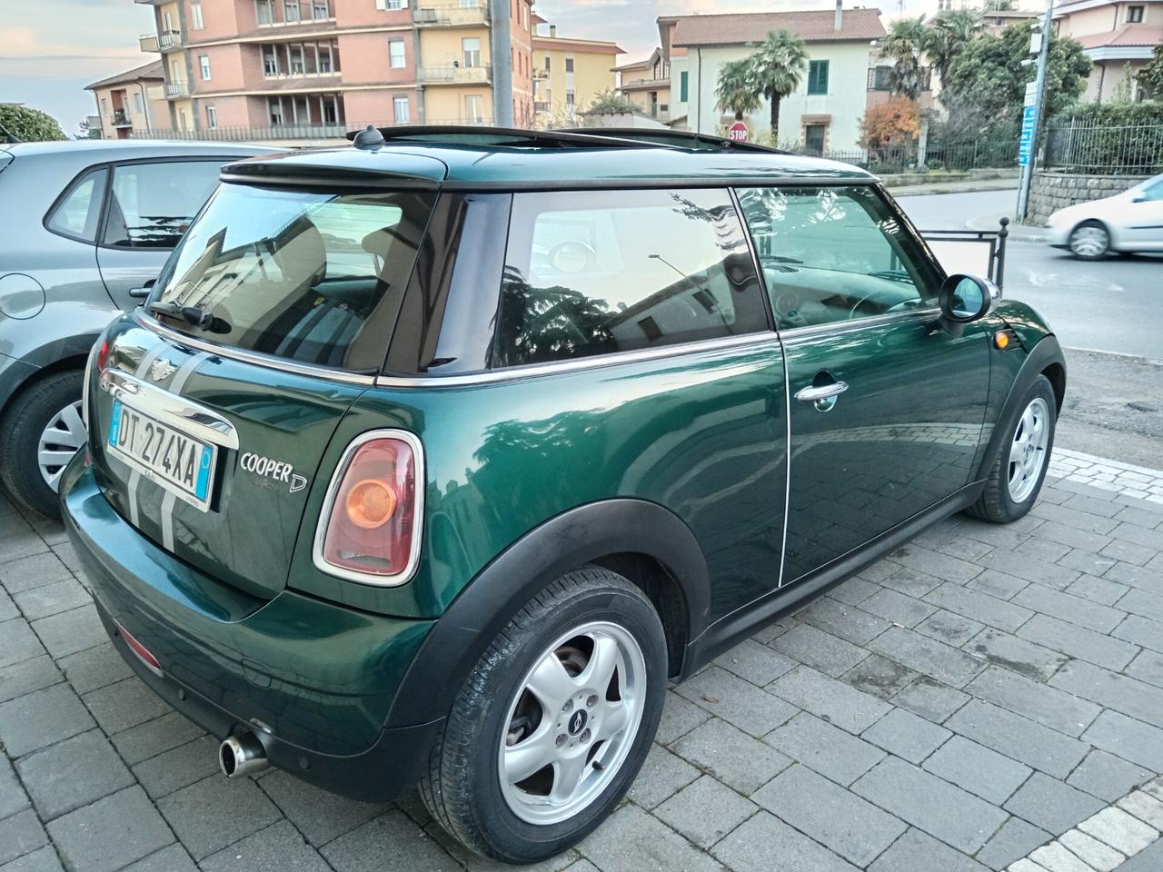 Mini Mini 1.6 16V Cooper D