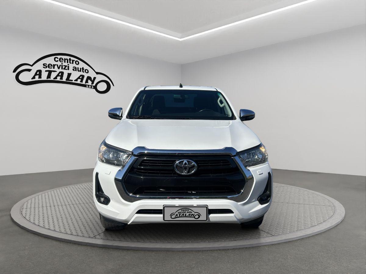 TOYOTA - Hilux 2.4 d-4d 4x4 EXECUTIVE TELECAMERA