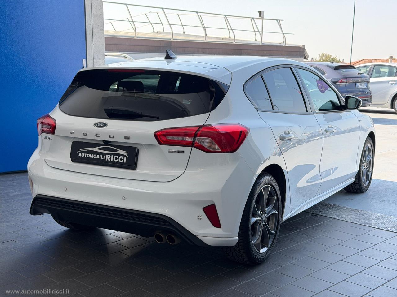 FORD Focus 1.0 EcoBoost Hybrid 125CV ST LINE