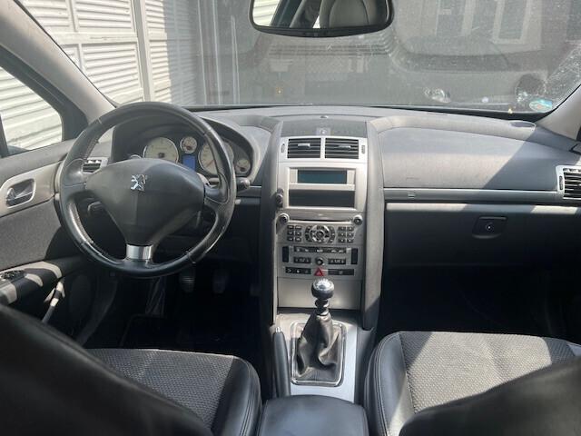 Peugeot 407 2.0 HDi SW Ciel Féline