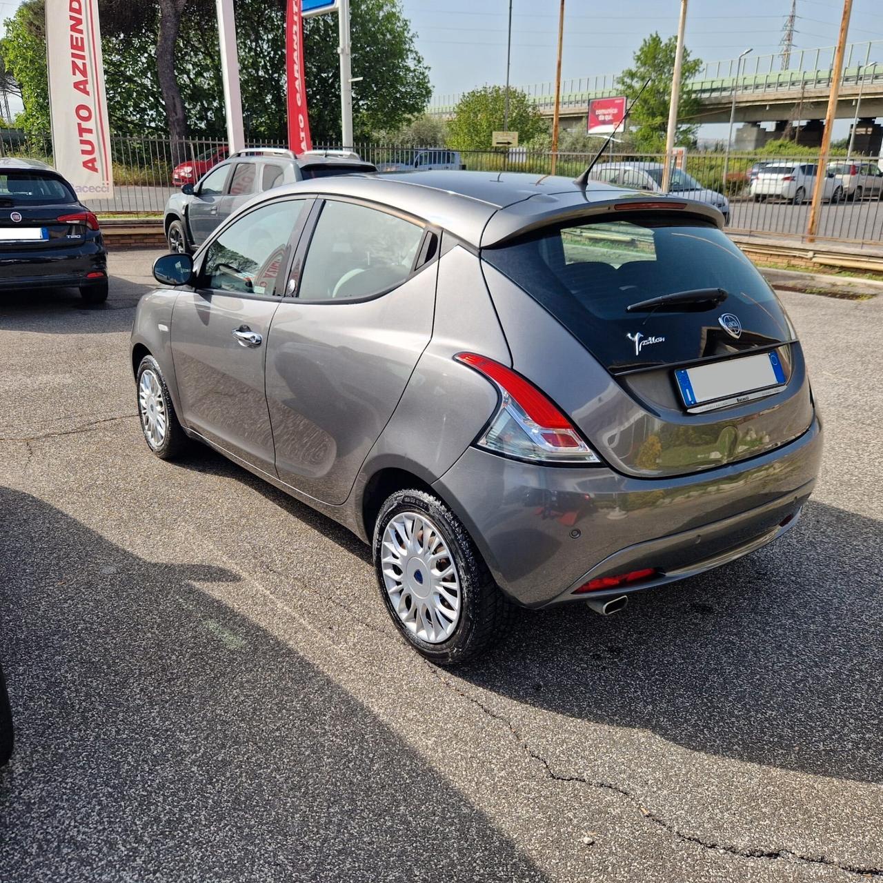 Lancia Ypsilon GPL Ecochic Gold