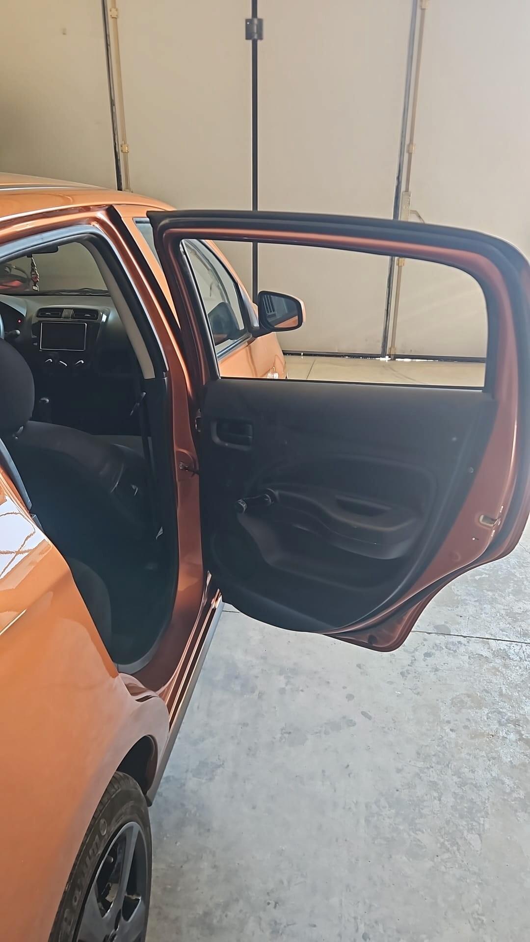 Mitsubishi Space Star 1.0 Funky