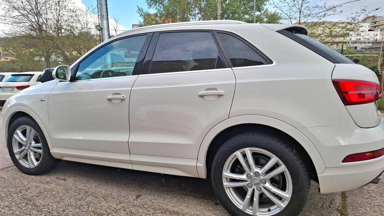Q3 2.0 TDI 150 CV Sline
