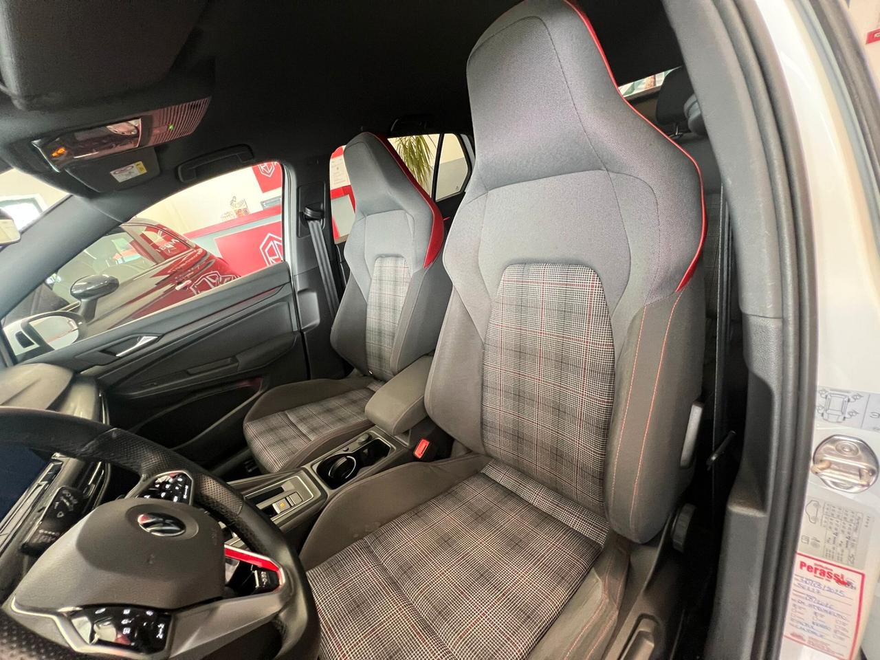Volkswagen Golf GTI 2.0 TSI TCR DSG 5p. BlueMotion Technology
