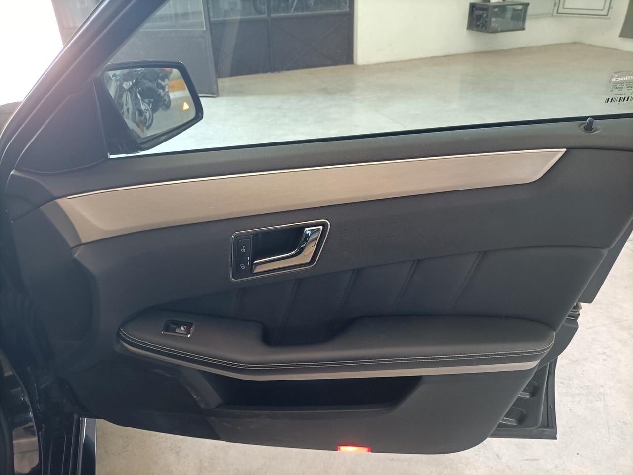 Mercedes-benz E 250 CDI BlueEFFICIENCY Avantgarde AMG - 2010