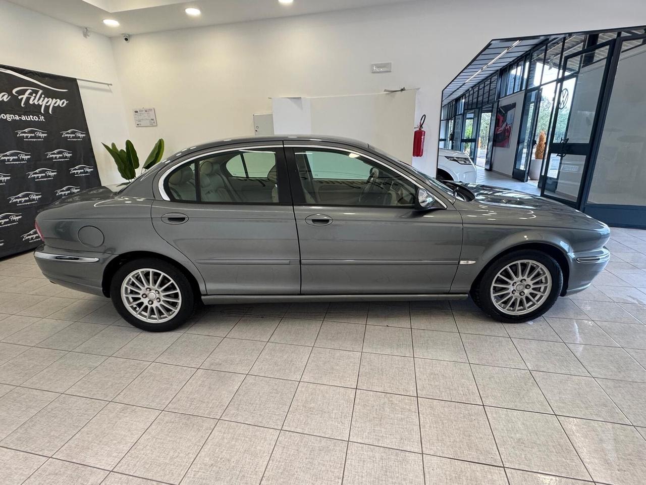 Jaguar X-Type 2.2D cat Executive 2007