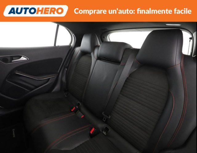 MERCEDES-BENZ GLA 250 Automatic 4Matic Sport