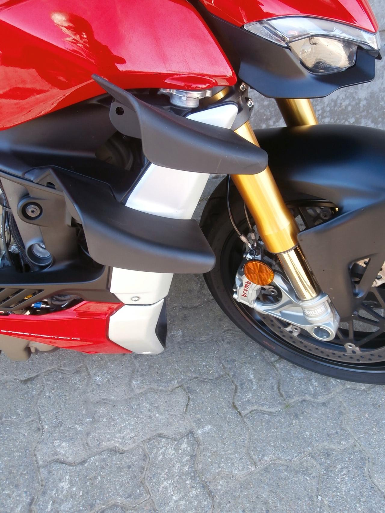 Ducati Streetfighter V4 1100 S (2020) passaggio incluso