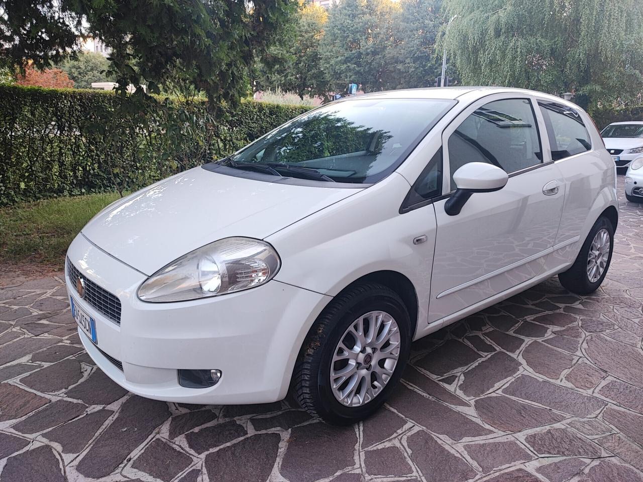 Fiat Grande Punto 1.4 b/GPL unico proprietario