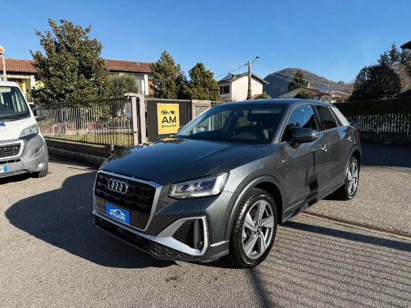 AUDI Q2 Q2 30 TDI Identity Black