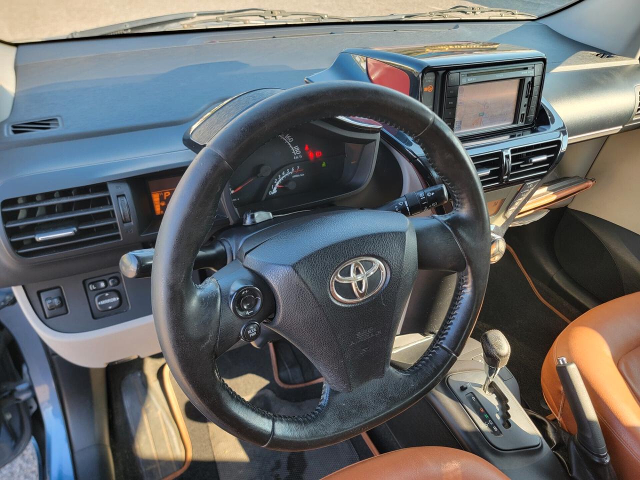 Toyota iQ 1.0 Sol pelle navigatore AUTOMATICA